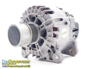 Gebruikte Dynamo Skoda Kamiq 1.0 TSI 12V Prijs € 29,99 Margeregeling aangeboden door Autodemontagebedrijf De Ooyevaar