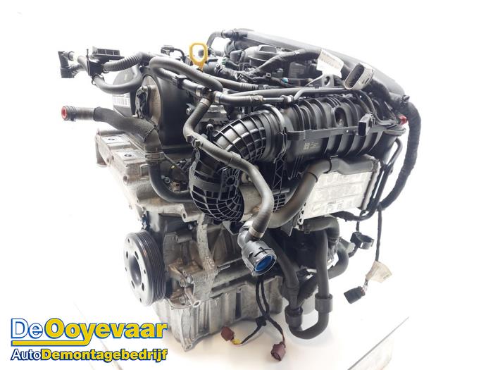 Gebruikte Motor Seat Leon Sportstourer (KLF) 1.5 eTSI 16V Prijs € 1.999,99 Margeregeling aangeboden door Autodemontagebedrijf De Ooyevaar