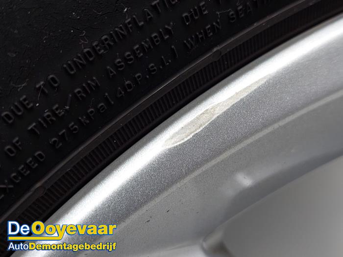 Velg + Band van een Seat Leon Sportstourer (KLF) 1.5 eTSI 16V 2021