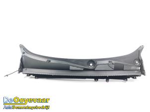 Gebruikte Paravent Lynk &amp; Co 01 1.5 PHEV Prijs € 69,99 Margeregeling aangeboden door Autodemontagebedrijf De Ooyevaar