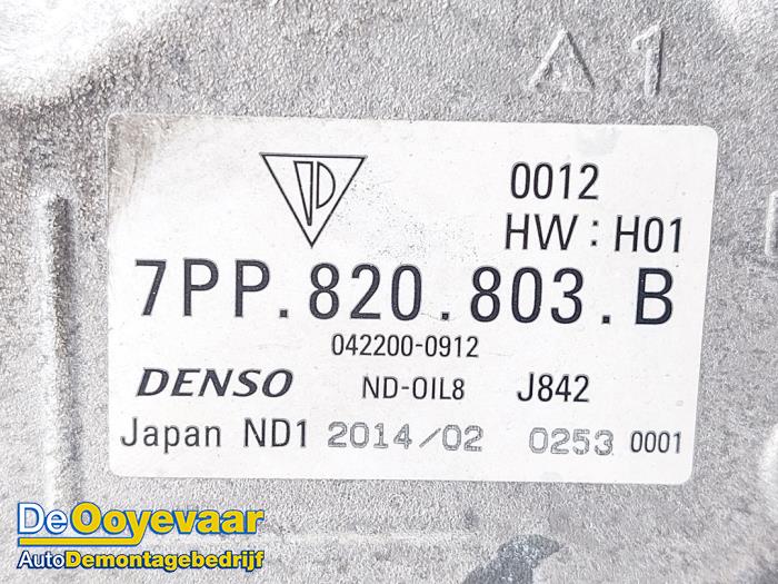 Aircopomp van een Porsche Panamera (970) 3.0 V6 24V S E-Hybrid 2014