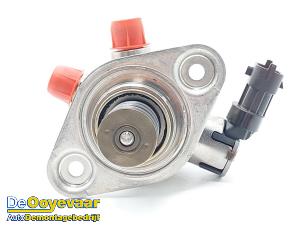 Gebruikte Hogedrukpomp Jaguar F-Pace 2.0 P400e 16V AWD Prijs € 169,99 Margeregeling aangeboden door Autodemontagebedrijf De Ooyevaar