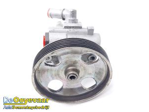 Gebruikte Servopomp Peugeot Expert (G9) 1.6 HDi 90 Prijs € 45,00 Margeregeling aangeboden door Autodemontagebedrijf De Ooyevaar