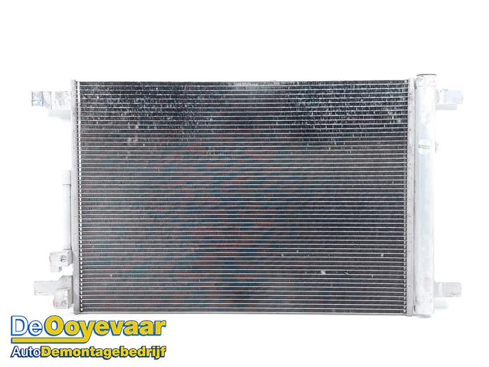 Gebruikte Airco Condensor Seat Leon Sportstourer (KLF) 1.5 eTSI 16V Prijs € 75,00 Margeregeling aangeboden door Autodemontagebedrijf De Ooyevaar