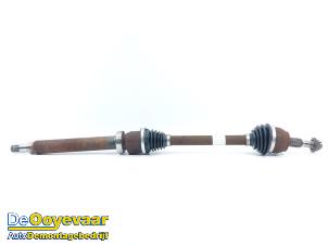 Gebruikte Aandrijfas rechts-voor Ford Focus 3 Wagon 1.0 Ti-VCT EcoBoost 12V 100 Prijs € 59,99 Margeregeling aangeboden door Autodemontagebedrijf De Ooyevaar