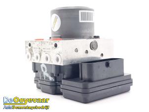 Gebruikte ABS Pomp Kia Ceed Sportswagon (CDF) 1.0i T-GDi 12V Prijs € 249,99 Margeregeling aangeboden door Autodemontagebedrijf De Ooyevaar