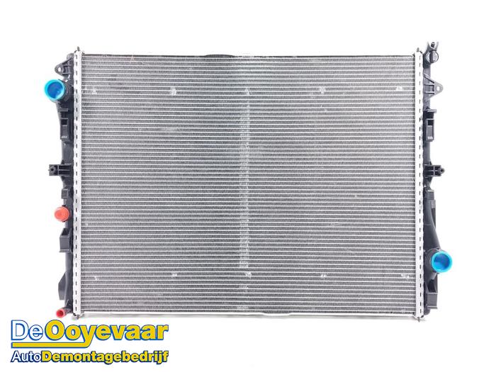 Gebruikte Radiateur Mercedes Vito (447.6) 2.0 116 CDI 16V Prijs € 149,99 Margeregeling aangeboden door Autodemontagebedrijf De Ooyevaar