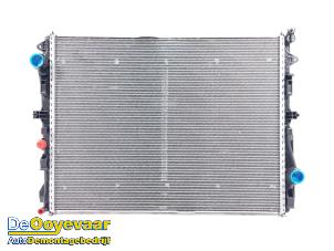 Gebruikte Radiateur Mercedes Vito (447.6) 2.0 116 CDI 16V Prijs € 149,99 Margeregeling aangeboden door Autodemontagebedrijf De Ooyevaar