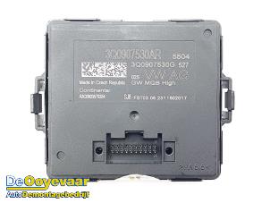 Gebruikte Gateway module Volkswagen T-Roc I 1.0 TSI 12V Prijs € 39,99 Margeregeling aangeboden door Autodemontagebedrijf De Ooyevaar