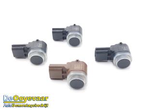 Gebruikte PDC Sensor Set Dacia Jogger 1.6 Hybrid 140 16V Prijs € 75,00 Margeregeling aangeboden door Autodemontagebedrijf De Ooyevaar