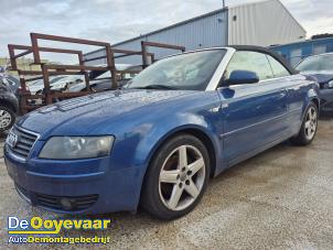 Gebruikte Koplamp links Audi A4 Cabriolet (B6) 1.8 T 20V Quattro Prijs € 49,99 Margeregeling aangeboden door Autodemontagebedrijf De Ooyevaar