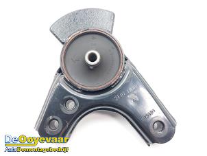 Gebruikte Motorrubber Kia Niro I (DE) E-Niro 64 kWh Prijs € 39,99 Margeregeling aangeboden door Autodemontagebedrijf De Ooyevaar