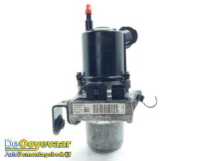 Gebruikte Stuurbekrachtiging Pomp Citroen DS4 (NX) 1.6 e-Hdi 16V 110 Prijs € 149,99 Margeregeling aangeboden door Autodemontagebedrijf De Ooyevaar