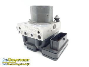 Gebruikte ABS Pomp Ford Transit Custom 2.0 TDCi 16V Eco Blue 130 Prijs € 149,99 Margeregeling aangeboden door Autodemontagebedrijf De Ooyevaar