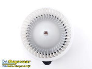 Gebruikte Aanjager Kia Niro I (DE) E-Niro 64 kWh Prijs € 99,99 Margeregeling aangeboden door Autodemontagebedrijf De Ooyevaar