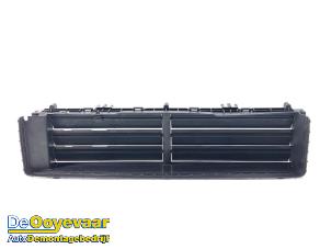 Gebruikte Luchtgeleider Kia Niro I (DE) E-Niro 64 kWh Prijs € 175,00 Margeregeling aangeboden door Autodemontagebedrijf De Ooyevaar