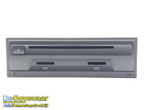 Gebruikte Regelunit Multi Media Volkswagen Passat Variant (3G5) 1.6 TDI 16V Prijs € 599,99 Margeregeling aangeboden door Autodemontagebedrijf De Ooyevaar