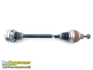 Gebruikte Steekas links-achter Audi Q8 (4MN) 4.0 V8 32V RS TFSI Mild Hybrid Quattro Prijs € 349,99 Margeregeling aangeboden door Autodemontagebedrijf De Ooyevaar