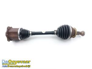 Gebruikte Homokineetas links-voor Volkswagen Polo VI (AW1) 1.0 TSI 12V Prijs € 189,99 Margeregeling aangeboden door Autodemontagebedrijf De Ooyevaar