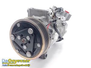 Gebruikte Pomp Airco Renault Clio V (RJAB) 1.0 TCe 100 12V Prijs € 59,99 Margeregeling aangeboden door Autodemontagebedrijf De Ooyevaar