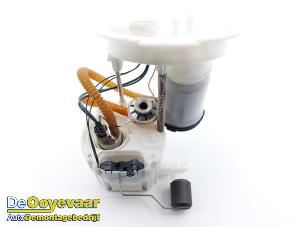 Gebruikte Tank element Pomp BMW 4 serie Gran Coupe (F36) 435i 3.0 24V Prijs € 39,99 Margeregeling aangeboden door Autodemontagebedrijf De Ooyevaar