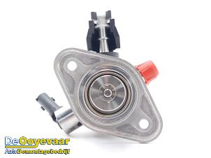 Gebruikte Hogedrukpomp Kia Stonic (YB) 1.0i T-GDi 12V Eco-Dynamics+ Prijs € 299,99 Margeregeling aangeboden door Autodemontagebedrijf De Ooyevaar