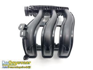 Gebruikte Inlaatspruitstuk Peugeot 208 I (CA/CC/CK/CL) 1.0 Vti 12V PureTech Prijs € 39,99 Margeregeling aangeboden door Autodemontagebedrijf De Ooyevaar