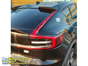 Gebruikte Achterlicht rechts Volvo C40 Recharge (XK) Recharge Prijs € 175,00 Margeregeling aangeboden door Autodemontagebedrijf De Ooyevaar