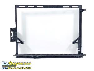 Gebruikte Luchtgeleider Renault Clio V (RJAB) 1.6 E-Tech 145 16V Prijs € 149,99 Margeregeling aangeboden door Autodemontagebedrijf De Ooyevaar