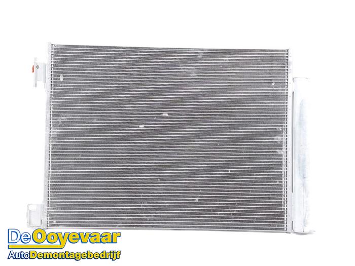 Gebruikte Airco Condensor Renault Clio V (RJAB) 1.6 E-Tech 145 16V Prijs € 79,99 Margeregeling aangeboden door Autodemontagebedrijf De Ooyevaar
