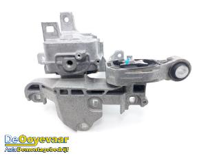 Gebruikte Motorrubber Mercedes CLA Shooting Brake (118.6) 1.3 CLA-250 e Turbo 16V Prijs € 75,00 Margeregeling aangeboden door Autodemontagebedrijf De Ooyevaar