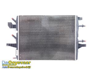 Gebruikte Radiateur Mercedes CLA Shooting Brake (118.6) 1.3 CLA-250 e Turbo 16V Prijs € 149,99 Margeregeling aangeboden door Autodemontagebedrijf De Ooyevaar