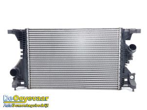 Gebruikte Intercooler Mercedes CLA Shooting Brake (118.6) 1.3 CLA-250 e Turbo 16V Prijs € 275,00 Margeregeling aangeboden door Autodemontagebedrijf De Ooyevaar