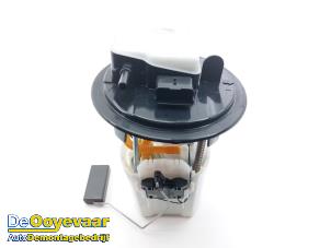 Gebruikte Tank element Pomp Citroen C3 (SX/SW) 1.2 12V e-THP PureTech 110 Prijs € 49,99 Margeregeling aangeboden door Autodemontagebedrijf De Ooyevaar