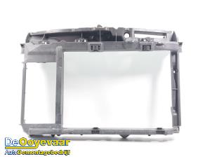 Gebruikte Frontpaneel Citroen C3 (SX/SW) 1.2 12V e-THP PureTech 110 Prijs € 59,99 Margeregeling aangeboden door Autodemontagebedrijf De Ooyevaar