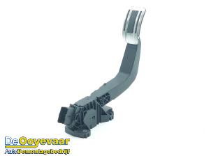 Gebruikte Gaspedaal Opel Corsa F (UB/UH/UP) 1.2 Turbo 12V 100 Prijs € 19,99 Margeregeling aangeboden door Autodemontagebedrijf De Ooyevaar