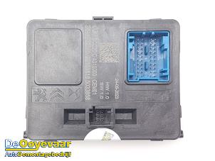 Gebruikte Computer Kachel Opel Corsa F (UB/UH/UP) 1.2 Turbo 12V 100 Prijs € 59,99 Margeregeling aangeboden door Autodemontagebedrijf De Ooyevaar