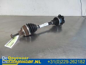 Gebruikte Aandrijfas rechts-voor Audi E-tron (GEN) 55 quattro Prijs € 119,99 Margeregeling aangeboden door Autodemontagebedrijf De Ooyevaar