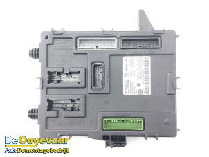 Gebruikte Computer Body Control Renault Megane IV (RFBB) 1.5 Energy dCi 110 Prijs € 69,99 Margeregeling aangeboden door Autodemontagebedrijf De Ooyevaar