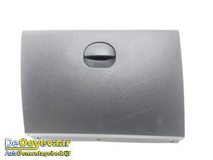 Gebruikte Dashboardkastje Dacia Duster (SR) 1.0 TCE 100 Bi-Fuel, Eco-G 12V Prijs € 49,99 Margeregeling aangeboden door Autodemontagebedrijf De Ooyevaar