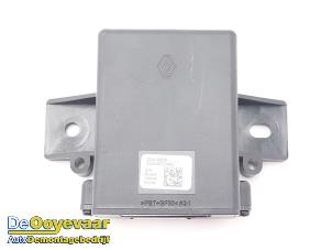 Gebruikte Camera module Dacia Duster (SR) 1.0 TCE 100 Bi-Fuel, Eco-G 12V Prijs € 89,99 Margeregeling aangeboden door Autodemontagebedrijf De Ooyevaar