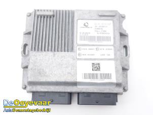 Gebruikte LPG Module Dacia Duster (SR) 1.0 TCE 100 Bi-Fuel, Eco-G 12V Prijs € 149,99 Margeregeling aangeboden door Autodemontagebedrijf De Ooyevaar