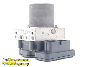 Gebruikte ABS Pomp Volkswagen Polo VI (AW1) 1.0 TSI 12V Prijs € 19,99 Margeregeling aangeboden door Autodemontagebedrijf De Ooyevaar