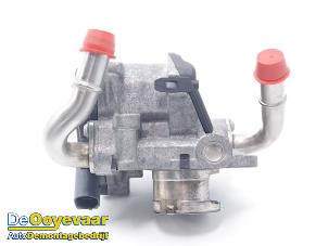 Gebruikte EGR Klep Volkswagen Passat Variant (3G5) 1.6 TDI 16V Prijs € 29,99 Margeregeling aangeboden door Autodemontagebedrijf De Ooyevaar