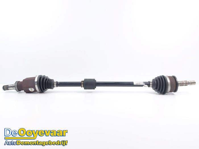 Gebruikte Aandrijfas rechts-voor Opel Astra K Sports Tourer 1.2 Turbo 12V Prijs € 129,99 Margeregeling aangeboden door Autodemontagebedrijf De Ooyevaar