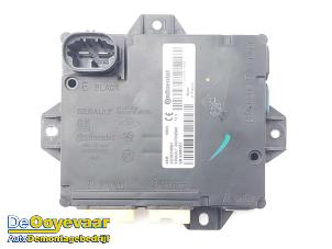 Gebruikte CEM (module) Renault Trafic (1FL/2FL/3FL/4FL) 1.6 dCi 95 Prijs € 75,00 Margeregeling aangeboden door Autodemontagebedrijf De Ooyevaar