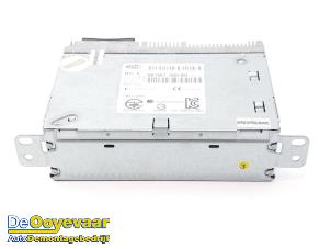 Gebruikte Regelunit Multi Media Peugeot 208 I (CA/CC/CK/CL) 1.2 Vti 12V PureTech 82 Prijs € 225,00 Margeregeling aangeboden door Autodemontagebedrijf De Ooyevaar