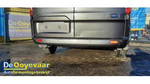 Gebruikte Bumper achter Ford Transit Custom 2.0 TDCi 16V Eco Blue 130 Prijs € 225,00 Margeregeling aangeboden door Autodemontagebedrijf De Ooyevaar
