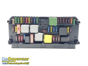 Gebruikte Sam module Mercedes GLK (204.7/9) 2.2 220 CDI 16V BlueEff.,BlueTEC 4-Matic Prijs € 169,99 Margeregeling aangeboden door Autodemontagebedrijf De Ooyevaar