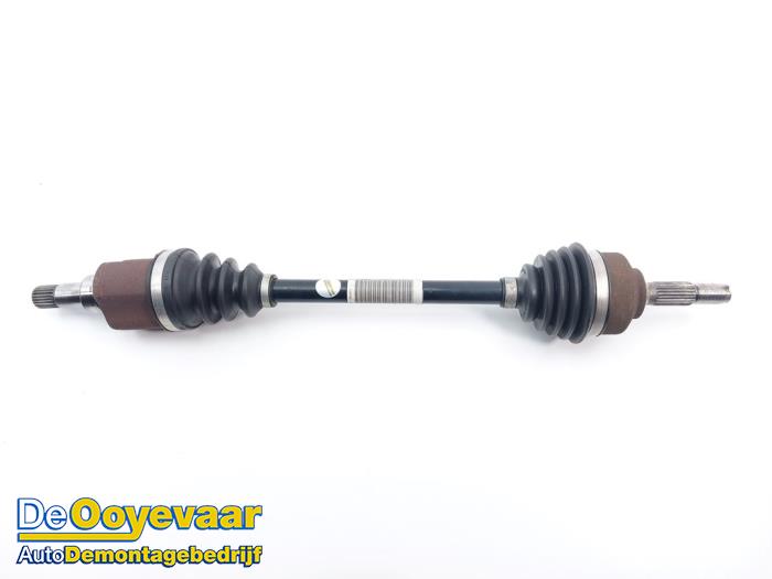 Gebruikte Aandrijfas links-voor Citroen C3 (SX/SW) 1.2 Vti 12V PureTech Prijs € 14,99 Margeregeling aangeboden door Autodemontagebedrijf De Ooyevaar